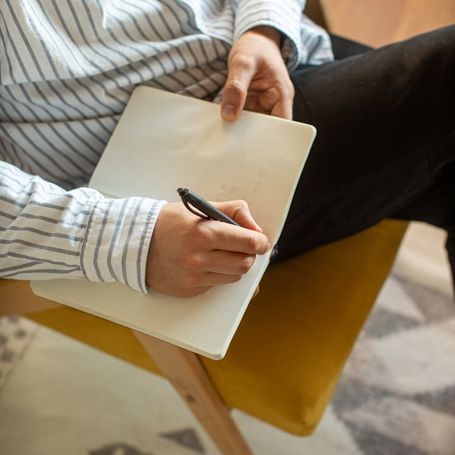 8th October 2025:Counselling vs CBT: Which Therapy Is Right for Anxiety, Depression, Stress or Confidence Issues? | CBT With Beth